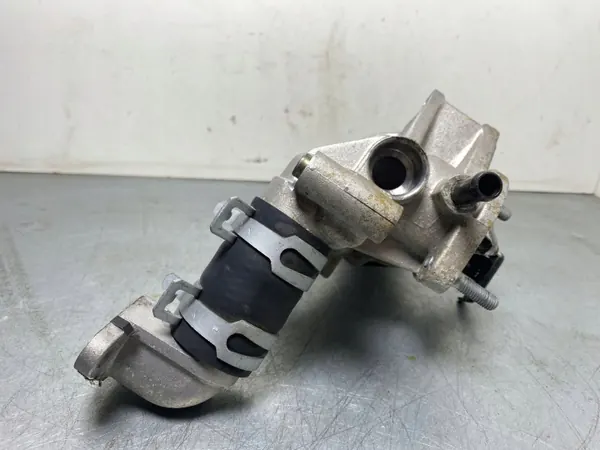Pompe à eau FBZ16819 pour Hyundai Ioniq 2019 - Occasion image 4
