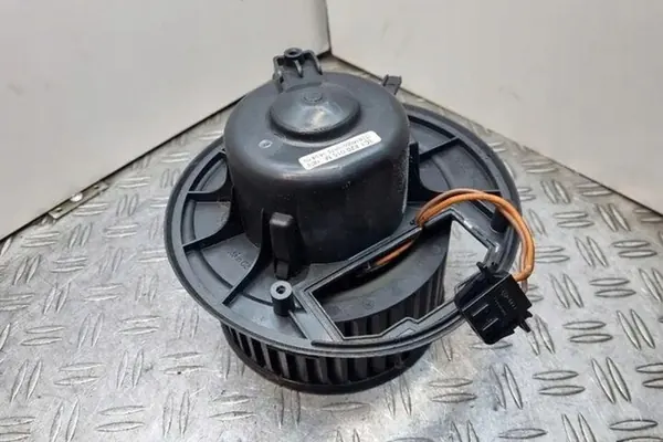 Verwarming VW PASSAT VARIANT B6 2.0L diesel 2007 3C1820015M image 4