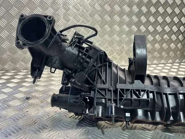 Collecteur d'admission BMW X3 (F25) 3.0L Diesel 2013 OEM 7811909 image 2