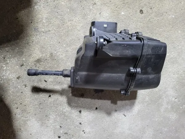 Luftfilterhus Seat Ibiza Audi A1 VW Polo 1.2 TFSI 6R0129607C image 3
