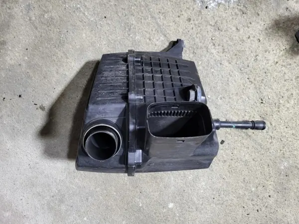 Luftfilterhus Seat Ibiza Audi A1 VW Polo 1.2 TFSI 6R0129607C image 5
