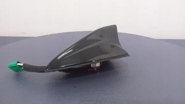 Hyundai I40 Dakantennevin OEM 96210-3Z510 image 3