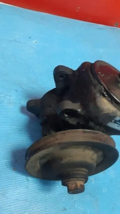 Pompe de direction assistée Mercedes-Benz OEM 234388 image 3