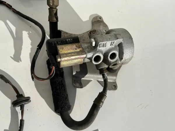 Klep Mercedes W124 OEM 1243503457 - Gebruikte Staat image 4