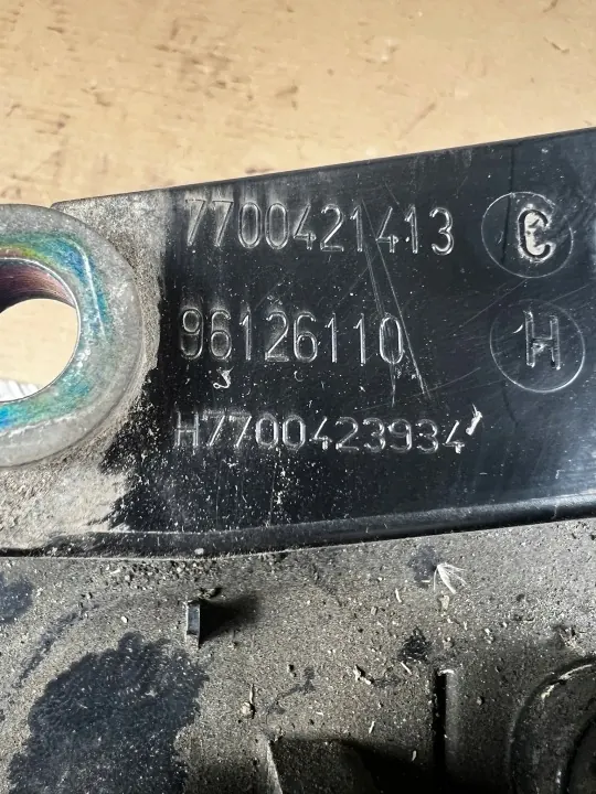 Filtre à charbon Renault Clio II 1.2 OEM 7700421413 image 4