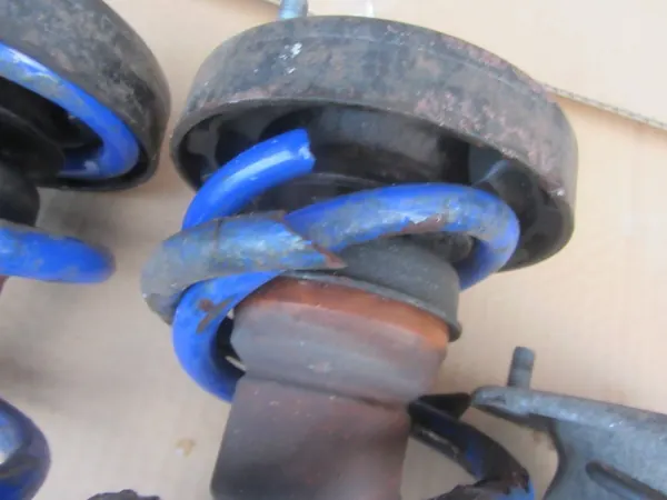 Suspension à filet pour BMW 5 (E39) 09/1995-07/2003 OEM 11520008 image 5