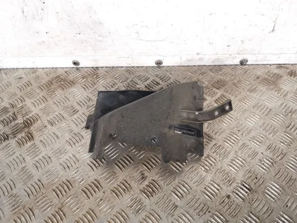 Nissan 370Z Bagageluckhandtag OEM FBZ10596 - Begagnad image 3