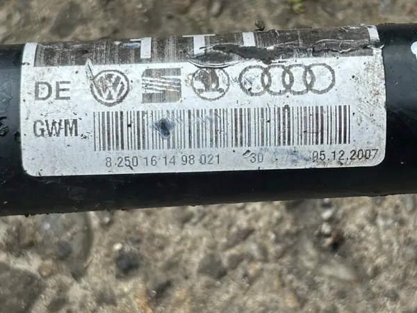 Demi-arbre VW Passat B6 B7 2.0 TDI Automatique OEM 3C0407271T image 3