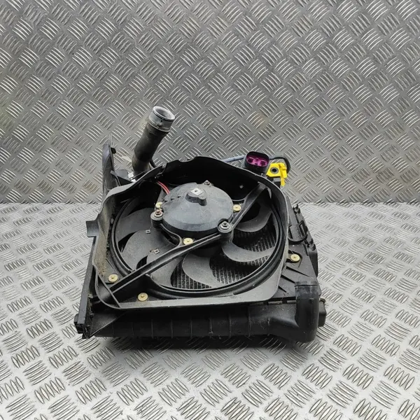 Peça refrigeração Porsche 911 OEM 99110613203 image 3