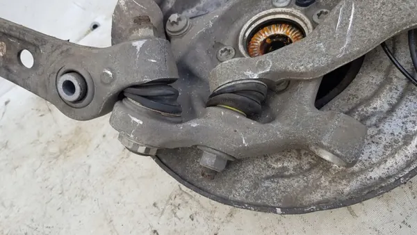 Linker vorderer Radträger OEM 547445 BMW 7 G11 image 10