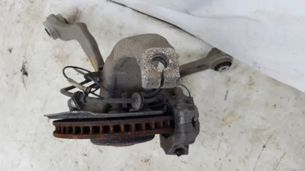 Linker vorderer Radträger OEM 547445 BMW 7 G11 image 5