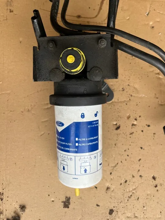 Polttoainesuodattimen kotelo Ford Transit V MKVI MK6 image 2