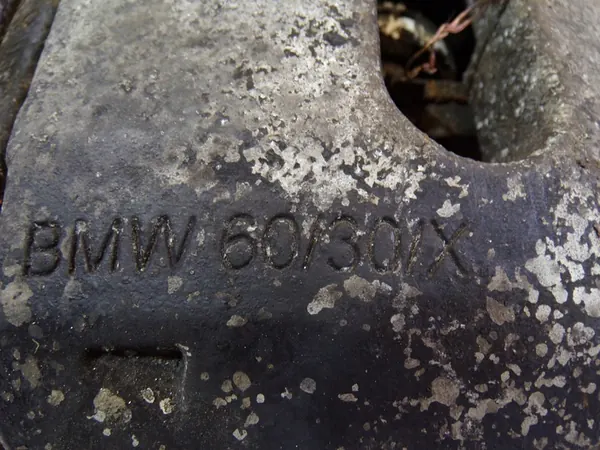 Vorderer linker Bremssattel BMW E60 / E61 X-Drive image 4