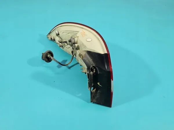 Luz Trasera Derecha Skoda Superb II HB 08-13 image 5