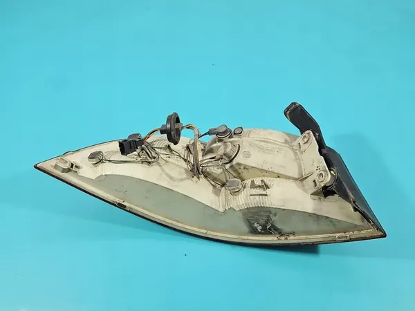 Luz Trasera Derecha Skoda Superb II HB 08-13 image 8