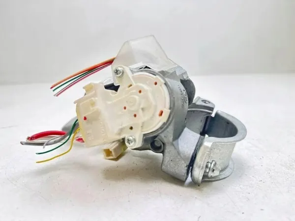 Toyota sytytyskytkin OEM 897830F010 - Käytetty image 3