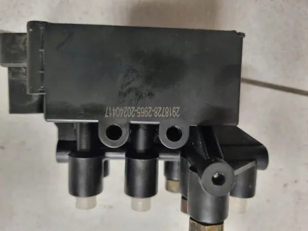 Soupape Pneumatique Arnott VB-4346 - État Utilisé image 3