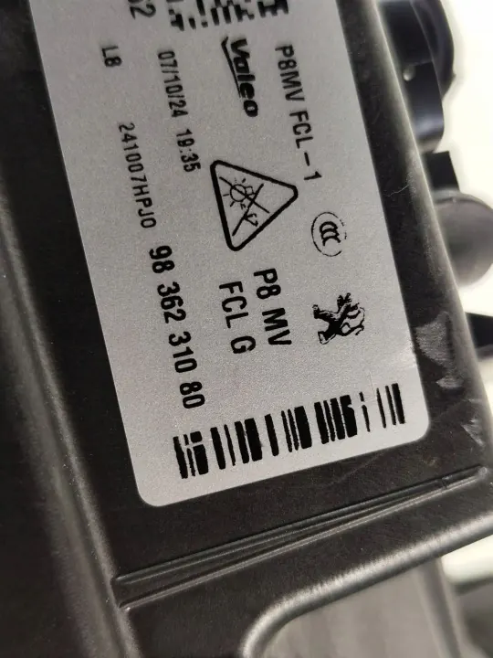 OEM 9836231080 Vänster DRL Lamp för Peugeot 3008/5008 II image 9