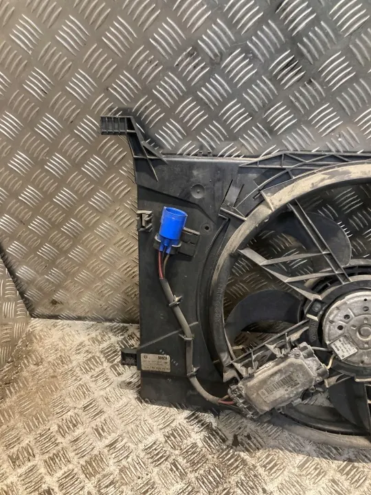 Mercedes-Benz A/C-koeler ventilator OEM 1695002693 image 3