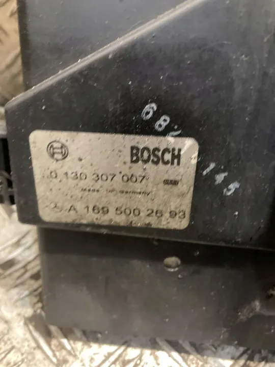 Mercedes-Benz A/C-koeler ventilator OEM 1695002693 image 4