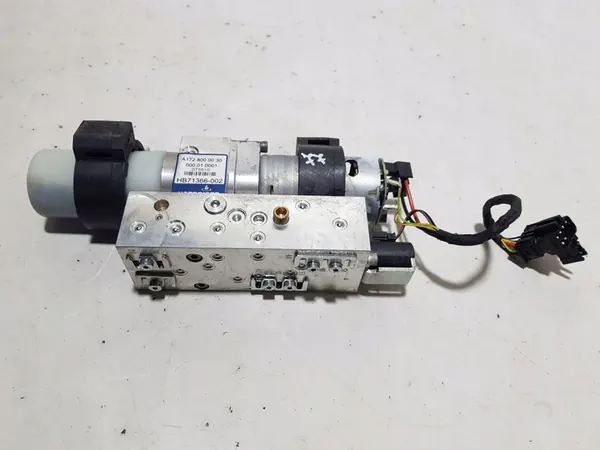 Pompe de toit Mercedes SLK R172 SLC W172 image 1