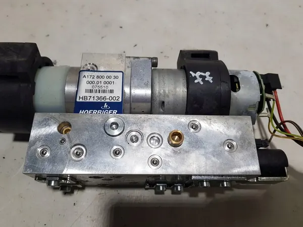 Pompe de toit Mercedes SLK R172 SLC W172 image 3