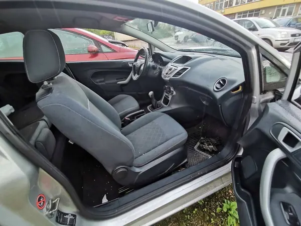 Motor de arranque Ford Fiesta 2012 1.4L 8v2111000ae image 6