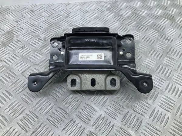 Skoda Växellådsfäste OEM 5Q0199555BH - Begagnad image 2