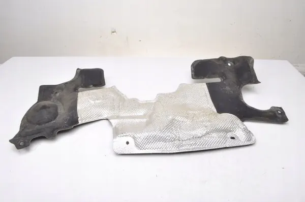 Volvo XC60 II Heat Shield OEM 32244471 - Used image 2
