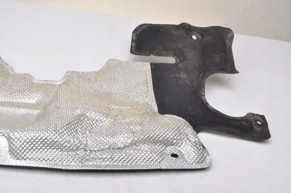 Volvo XC60 II Heat Shield OEM 32244471 - Used image 6