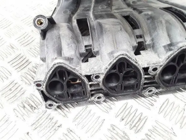 Colector de admisión OEM 912242 para Chevrolet Aveo Sedan image 5