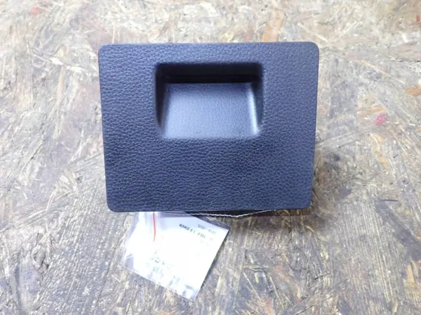 Sicherungskastenabdeckung Isuzu D-Max OEM 8974924372 image 2