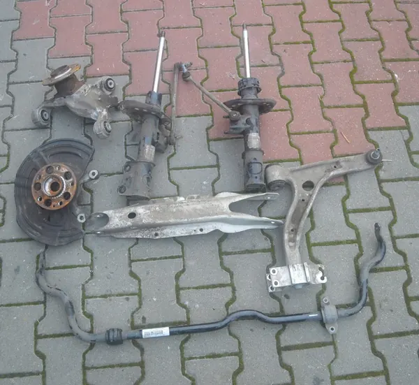 Höger Främre Kontrollarm MERCEDES W176 W246 W117 W156 image 2