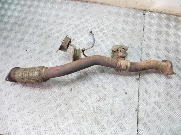 Válvula de escape Nissan OE 188/094 - Usado image 6