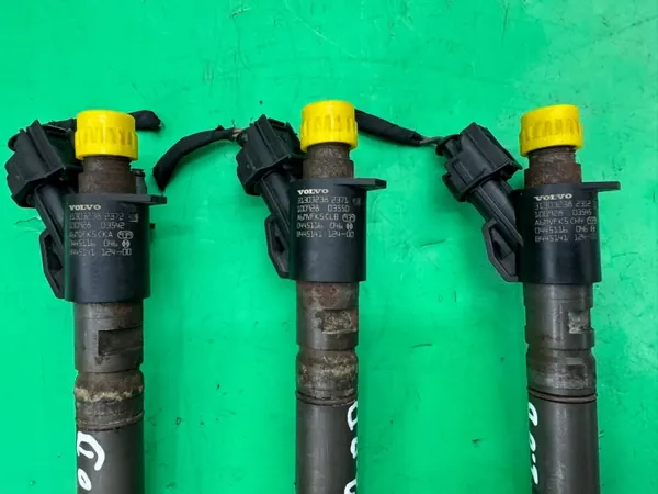 Inyector OEM 31303238 para Volvo S60 II V60 2.0D image 6