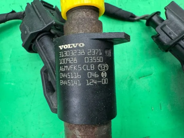 Inyector OEM 31303238 para Volvo S60 II V60 2.0D image 8
