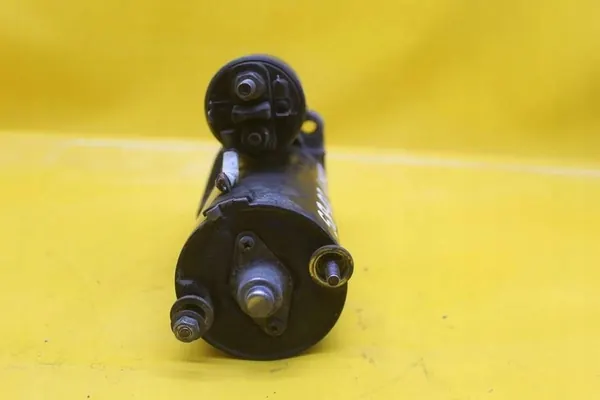 Motor de arranque Audi A8 S8 D2 4.2 077911023E image 5