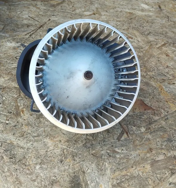 Motor de ventilador Porsche Cayenne 7P5 7P0820021F image 2