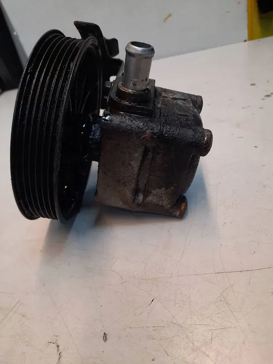 Bomba de direção assistida Volvo S60 V70 2.4 D5 9485757 image 2