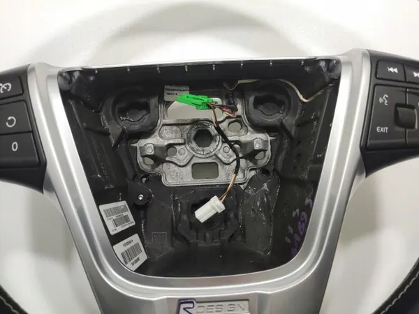 Volant Multifonction Volvo V40 II OEM 34152636 image 4