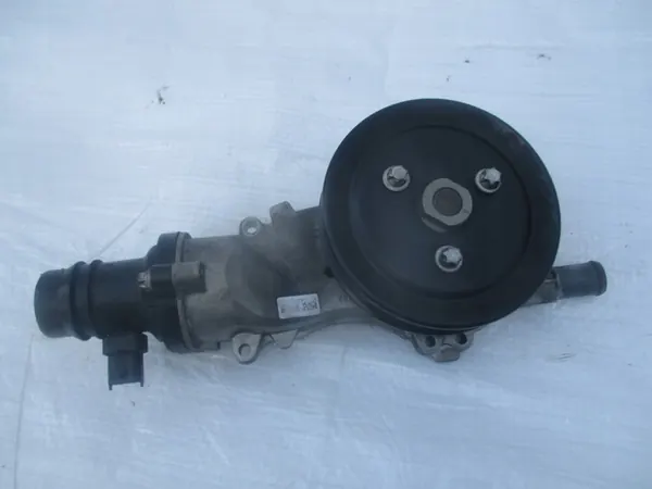 Vattenpump Opel Corsa D Astra H J Meriva B Mokka image 7