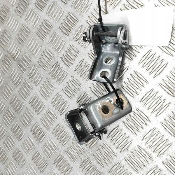 Jeep Avenger 2024 Right Side Door Hinge Set OEM 9671887180 image 3