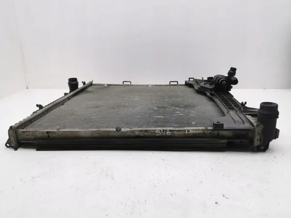 Radiateur d'eau BMW X5 E53 OEM 1710224872412 3.0L Diesel image 4