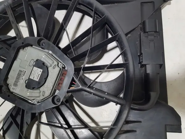 MERCEDES W211 CLS W219 3.2 3.0 CDI Koelventilator A2115000593 image 5