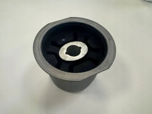 Opel Antara 2009 Bakre Differentialstöd image 2