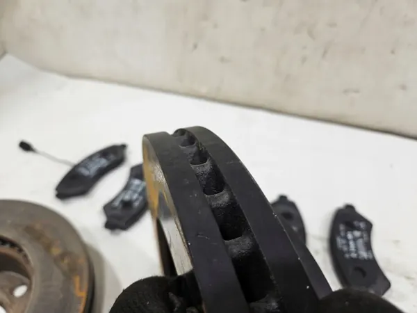 OEM Remschijven & Blokken Set - Vooras image 3