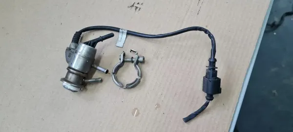 Kraftstoffstandssensor OEM 4G0131113C Audi A6 C7 3.0 TDI image 2