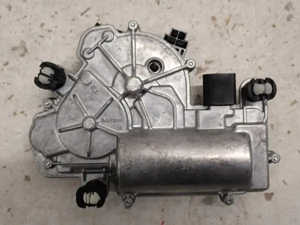 Motor de tracción de maletero VW Passat B8 OEM 3G0827887C image 3