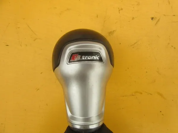 Audi A3 8V0 S-Line Schaltknauf OEM 8V1713139G image 3
