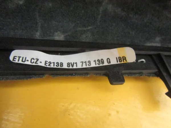 Audi A3 8V0 S-Line Schaltknauf OEM 8V1713139G image 8